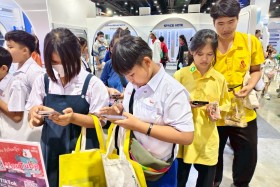 STKC ออกบูธจัดแสดงชิ้นงานชุด ตารางธาตุ ในรูปแบบ AR card สร้า ... พารามิเตอร์รูปภาพ 101